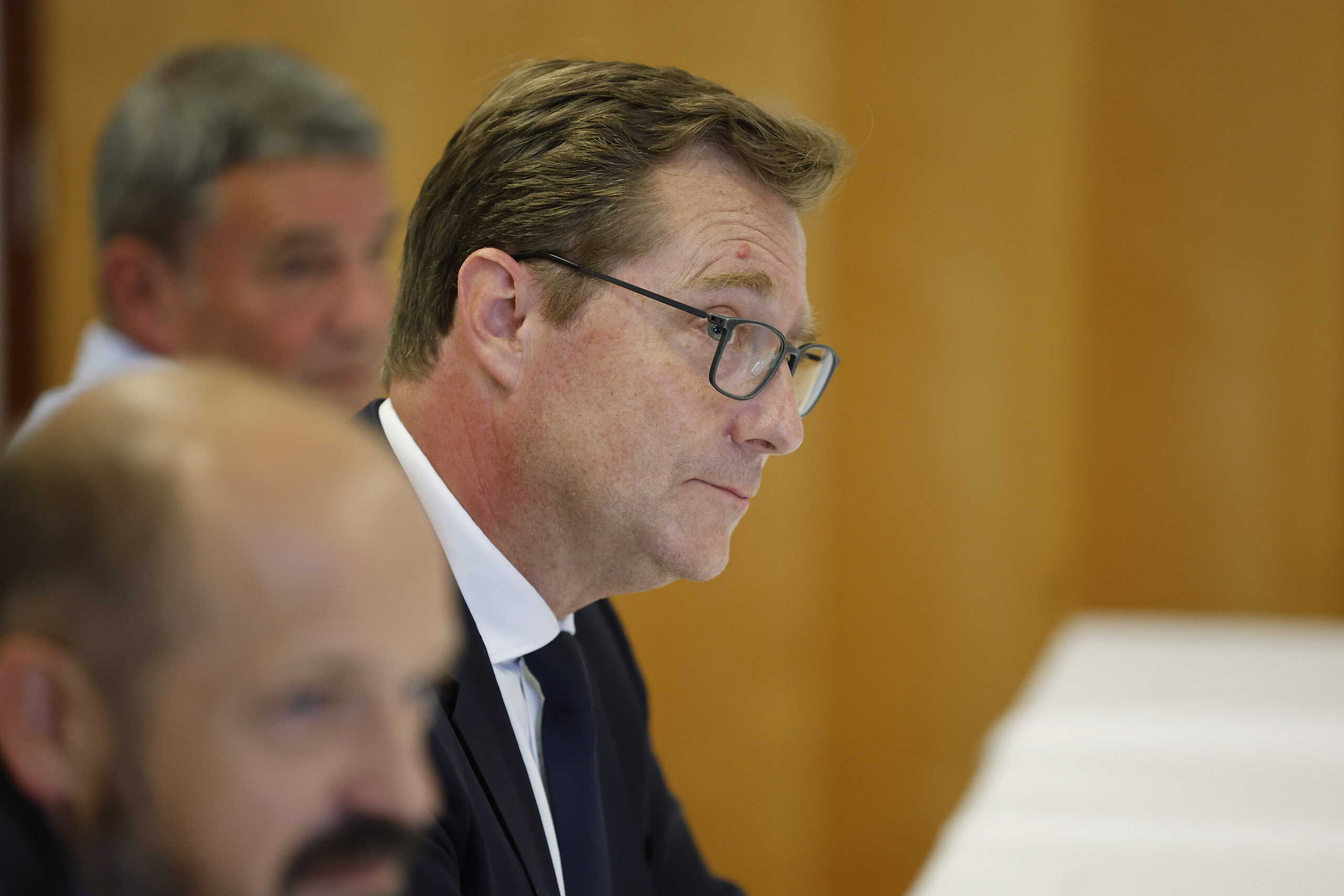 Predvolilni pogovori, ne končne odločitve